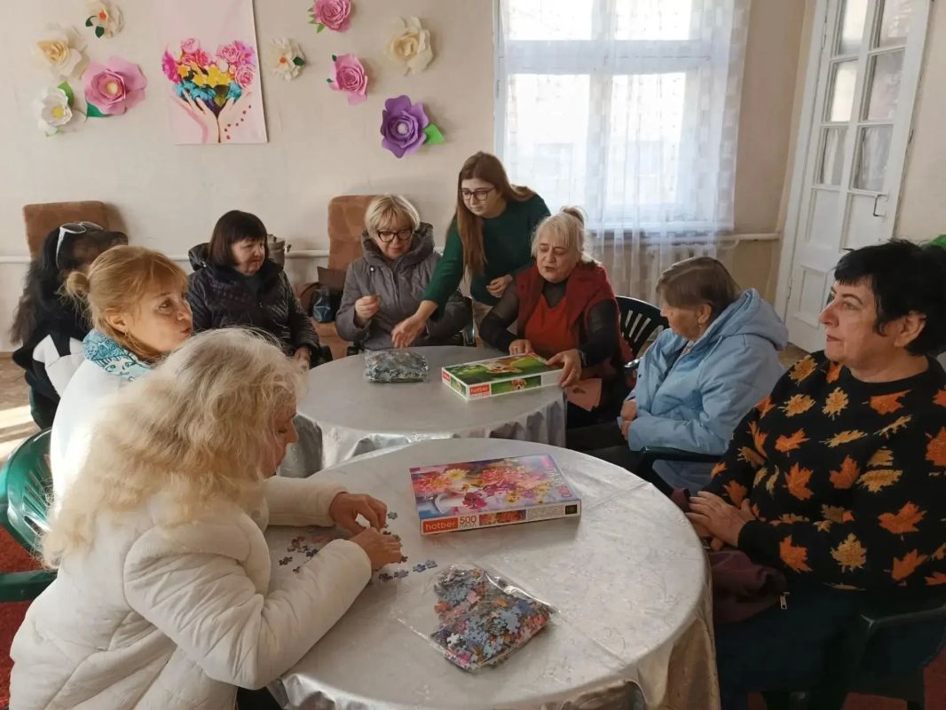 Командный дух и острый ум: турнир по сбору пазлов Командный дух и острый ум: турнир по сбору пазлов