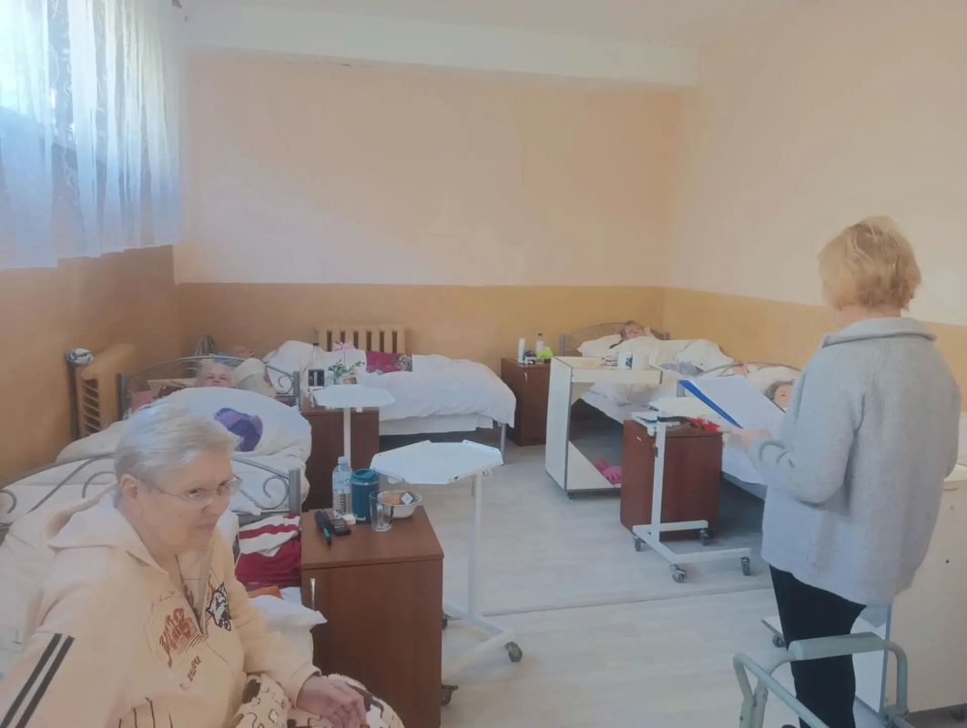 Сегодня, 30 октября, на базе Государственного бюджетного учреждения социального обслуживания «Комплексный центр социального обслуживания населения Горняцкого района города Макеевки», в рамках партийного проекта «Старшее... Сегодня, 30 октября, на базе Государственного бюджетного учреждения социального обслуживания «Комплексный центр социального обслуживания населения Горняцкого района города Макеевки», в рамках партийного проекта «Старшее...