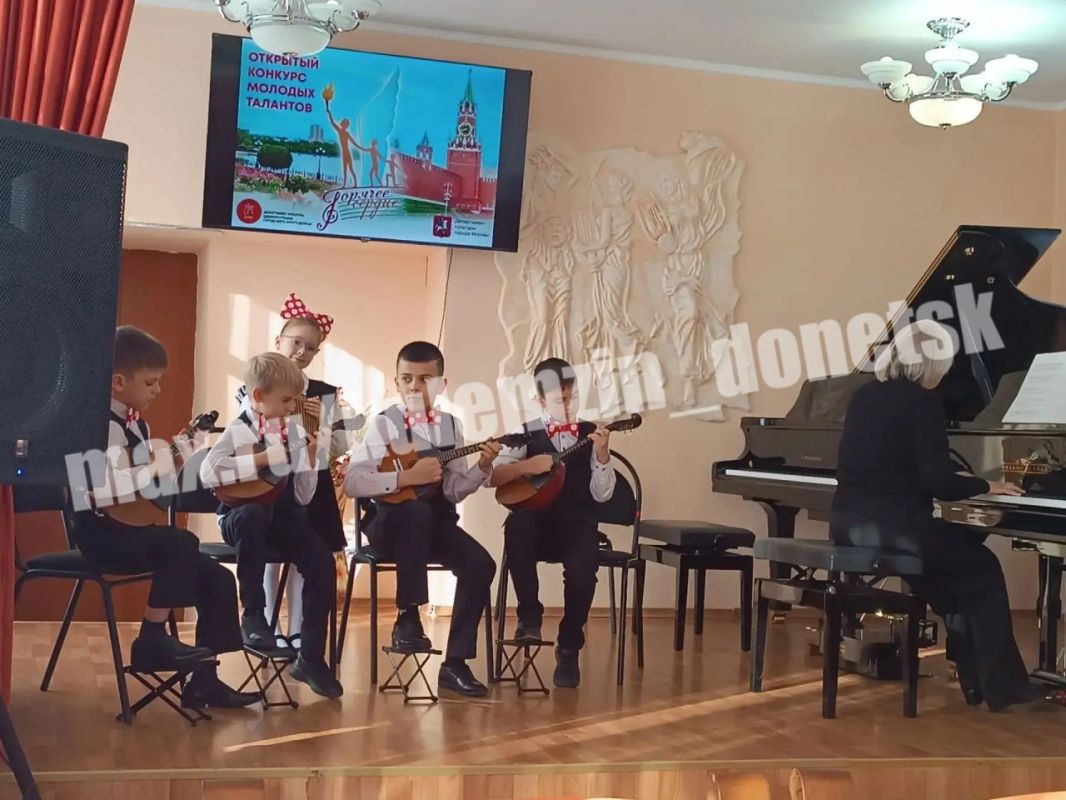 В нашем городе завершились конкурсные прослушивания юбилейного X Открытого конкурса молодых талантов «Горячее сердце», состоявшегося при поддержке Департамента культуры города Москвы и Региональной общественной организации... В нашем городе завершились конкурсные прослушивания юбилейного X Открытого конкурса молодых талантов «Горячее сердце», состоявшегося при поддержке Департамента культуры города Москвы и Региональной общественной организации...