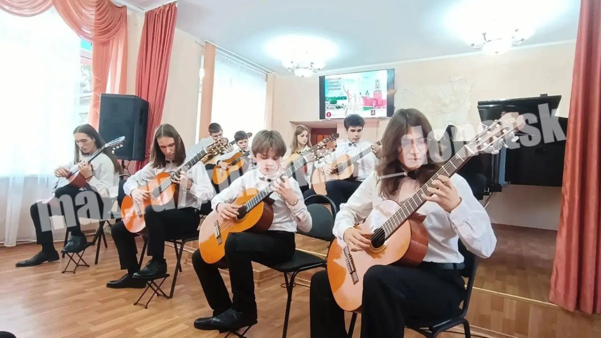 В нашем городе завершились конкурсные прослушивания юбилейного X Открытого конкурса молодых талантов «Горячее сердце», состоявшегося при поддержке Департамента культуры города Москвы и Региональной общественной организации... В нашем городе завершились конкурсные прослушивания юбилейного X Открытого конкурса молодых талантов «Горячее сердце», состоявшегося при поддержке Департамента культуры города Москвы и Региональной общественной организации...