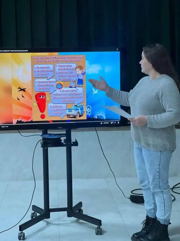 30 октября в МБУ клуб «Шахтёр» прошёл информационный час на тему: «Особенности подросткового терроризма» 30 октября в МБУ клуб «Шахтёр» прошёл информационный час на тему: «Особенности подросткового терроризма»