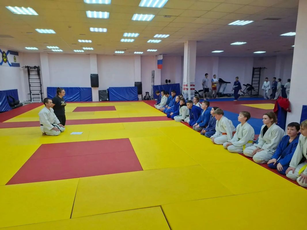 Дзюдоисты Мангушской спортивной школы на учебно-тренировочных сборах! Воспитанники МБУ ДО «Мангушская СШ» приняли участие в учебно-тренировочных сборах по дзюдо Дзюдоисты Мангушской спортивной школы на учебно-тренировочных сборах! Воспитанники МБУ ДО «Мангушская СШ» приняли участие в учебно-тренировочных сборах по дзюдо
