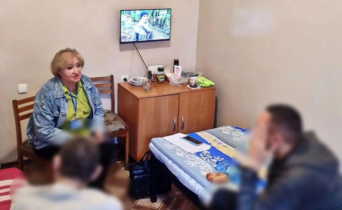 Мы вместе, и это важно!. Председатель Совета женщин Тореза Марина Зверева и Психолог АНО «СПЦ „Точка опоры“» Людмила Шишалова встретились с нашими героями, участниками СВО, которые сейчас проходят лечение Мы вместе, и это важно!. Председатель Совета женщин Тореза Марина Зверева и Психолог АНО «СПЦ „Точка опоры“» Людмила Шишалова встретились с нашими героями, участниками СВО, которые сейчас проходят лечение