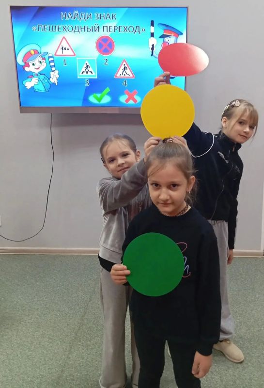 Серьезной проблемой наших дней является безопасность детей на дорогах Серьезной проблемой наших дней является безопасность детей на дорогах